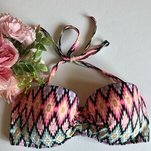 Victoria’s Secret Bandeau 32D Victoria’s Secret Ikat Bikini Bra 32D